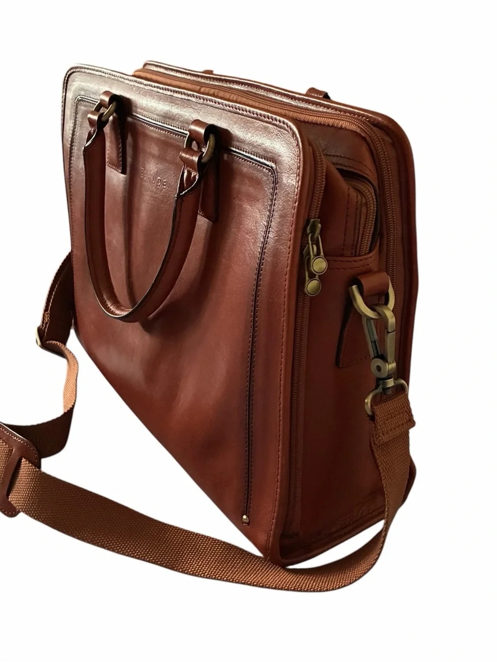 Banuce 15” Italian Leather Laptop Briefcase – Like New Condition